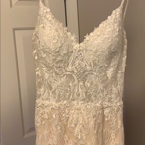Val Stefani “Waverly” Wedding Dress